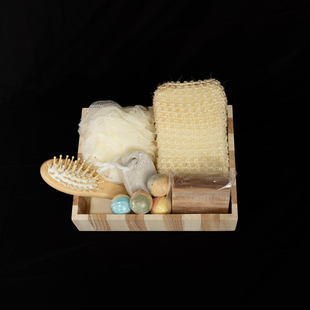 Bath Essentials Gift Box – Hamper Warehouse