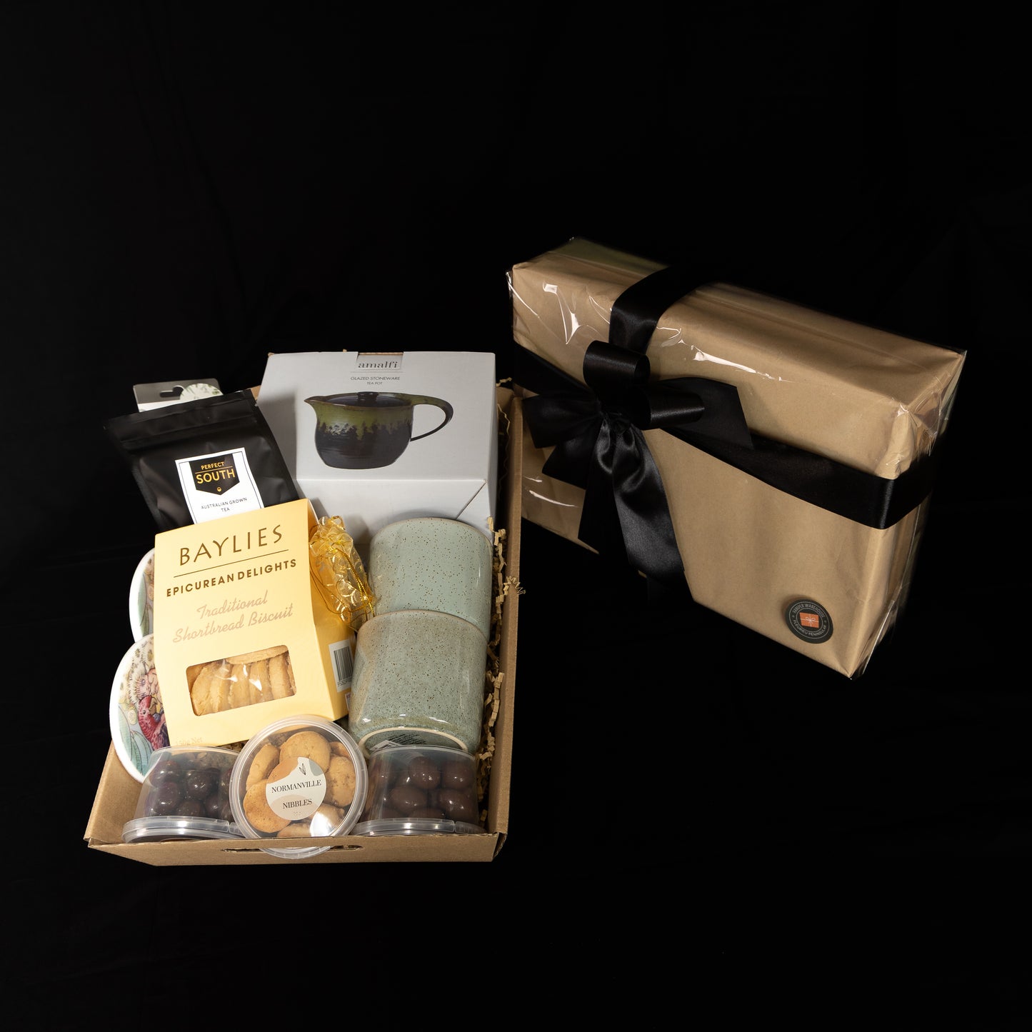 Tea Cookies and Chocolate Hamper